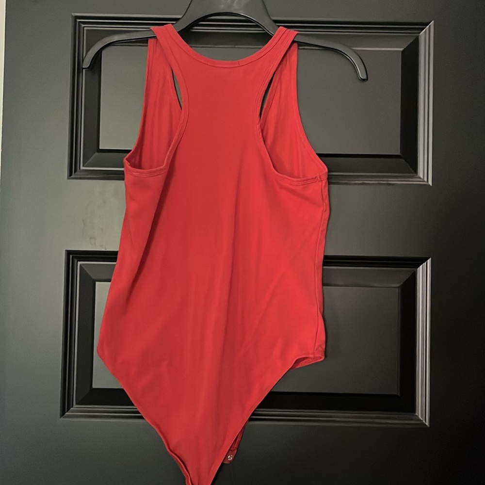 FASHION NOVA Razorback Bodysuit - Picture 4 of 4